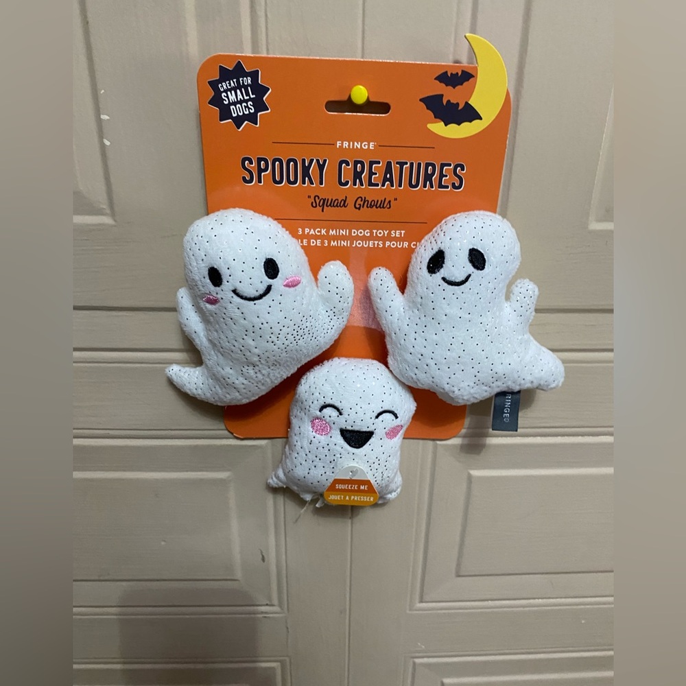 - - Fringe  Spooky Creatures Set Of 3 Little Goes With Squeaker.